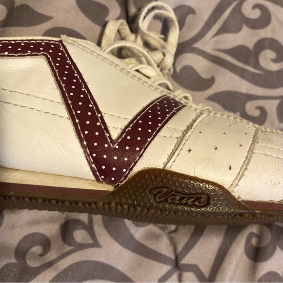 Vintage Vans Sneakers - Picture 4 of 9